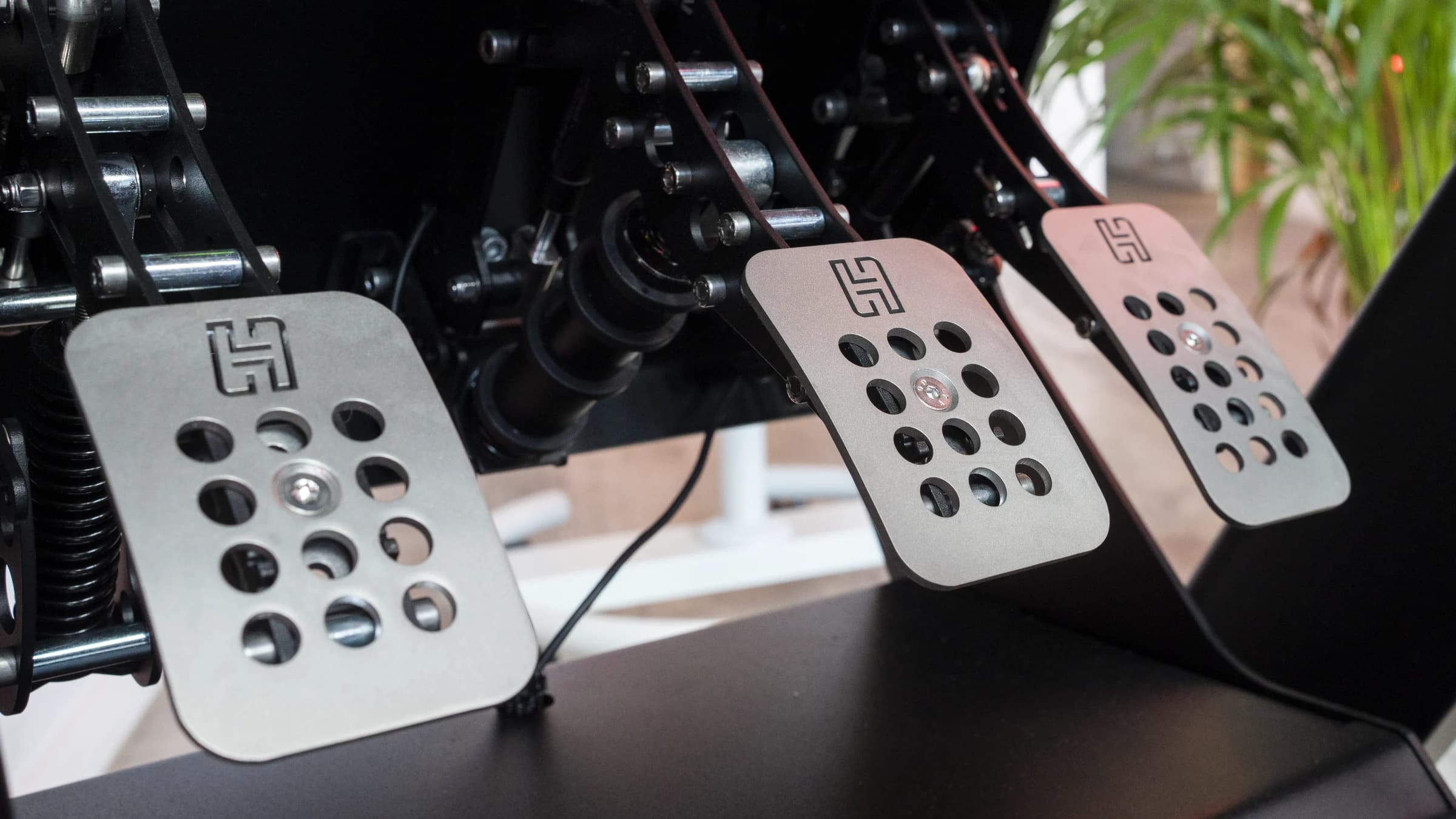 Pedale des Fahrsimulators von MultiMove